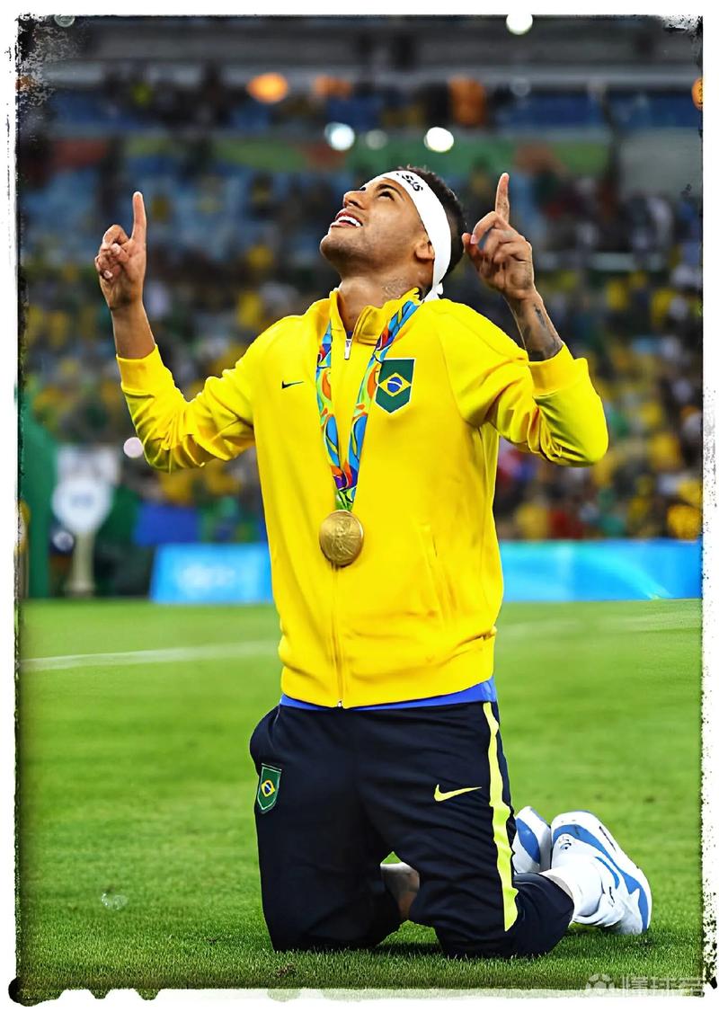 [德甲]凯恩终于夺冠了！